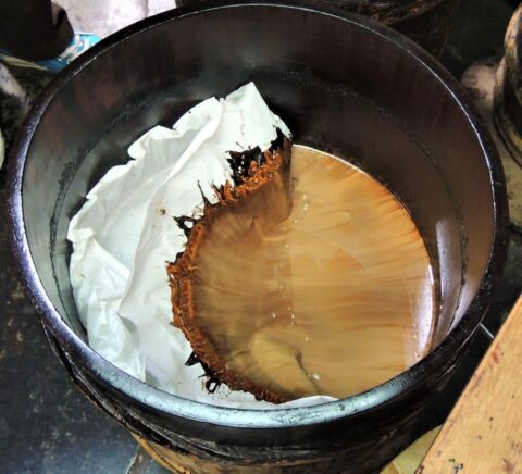 不純物を除去した状態の漆